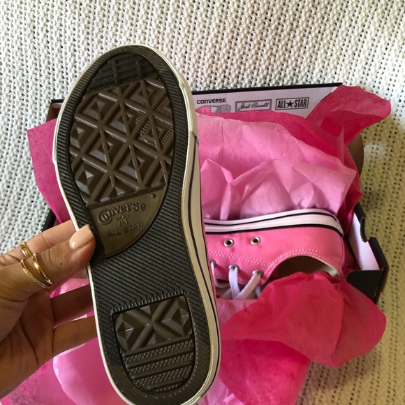 Pink Cinnamoroll Sanrio Converse - Picture 6 of 7